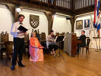 Predstavljanje CD-izdanja „ANGELUSI – SKLADBE FRA BERNARDINA SOKOLA“, Kula nad Kamenitim vratima, 25. svibnja 2022.