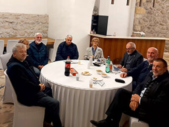 Održano redovito mjesečno sijelo Zmajskog stola u Karlovcu, Stari grad Ozalj, 6. listopada 2025.