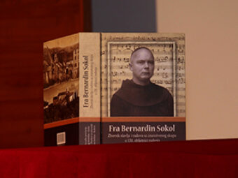 Sjećanje na fra Bernardina Sokola – prikazan film o životu i mučeništvu hrvatskog glazbenika i franjevca, Split, 28. listopada 2025.