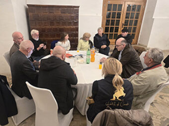 Održano redovito mjesečno sijelo Zmajskog stola u Karlovcu, Stari grad Ozalj, 3. studenoga 2025.