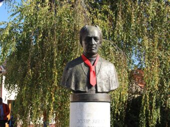 Obilježen Svjetski dan kravate, Osijek, 19. listopada 2019.