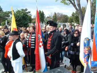 Hodočašće Družbe “Braća Hrvatskoga Zmaja” Zmajskog stola u Karlovcu u Bečki Novigrad, 24. travnja 2016.
